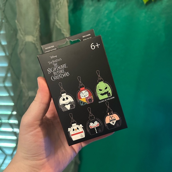 Sally Mini Backpack Bag Charm - Picture 3 of 4